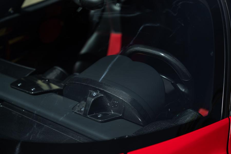 Детали экстерьера Ferrari Enzo 2003 года  (фото 27 из 92)